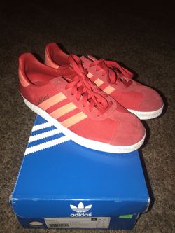 Adidas men’s Gazelles 8.5