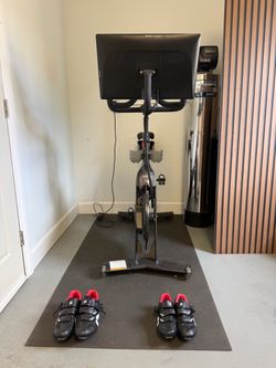 Generation 2 Peloton Bike