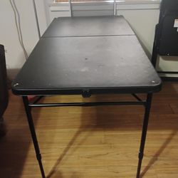 Black Foldable Table