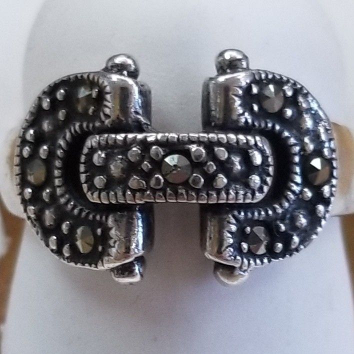 Sterling Silver Ring With Hematite