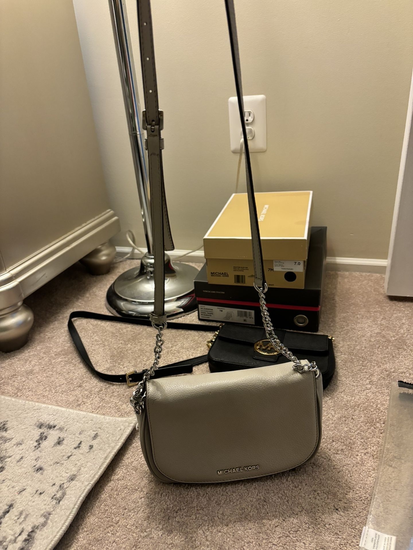New Michael Kors Purse