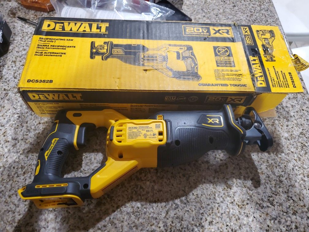 DeWalt Sawzall XR 20v