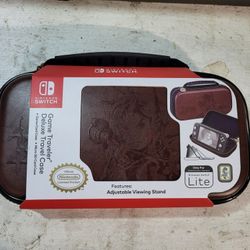 Nintendo Switch Lite Legend Of Zelda Deluxe Travel Case.