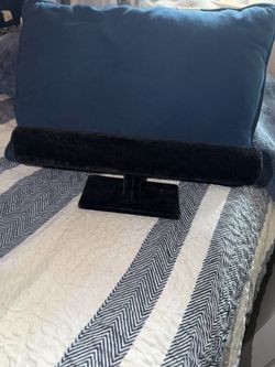 Jewelry holder