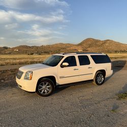 2011 GMC YUKON DENALI XL 6.2L