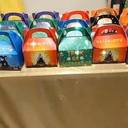 Halloween Boxes 🎃👻