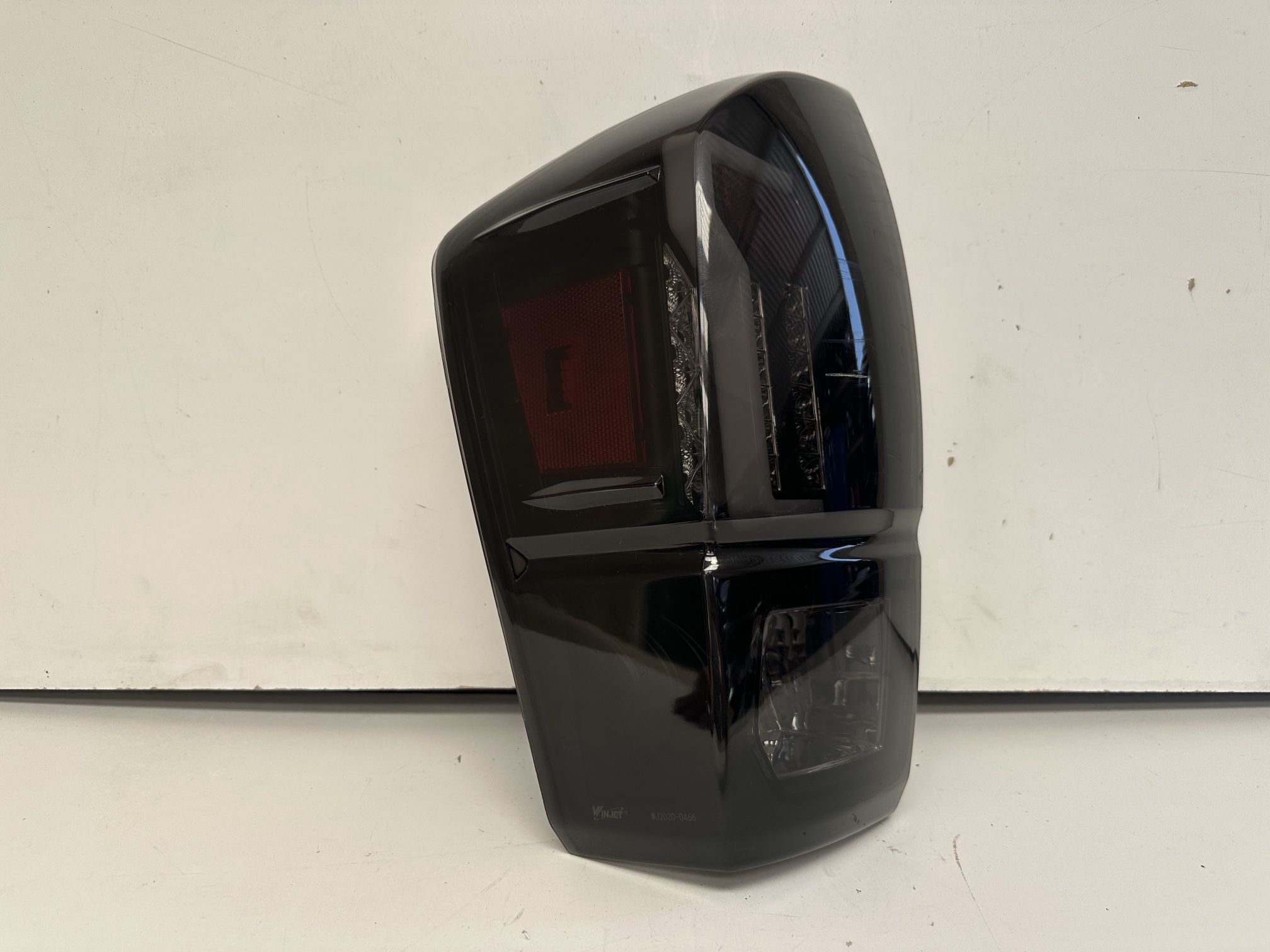 2016 2017 2018 2019 2020 2021 2022 2023 TOYOTA TACOMA REAR LEFT DRIVER SIDE LED TAIL LIGHT