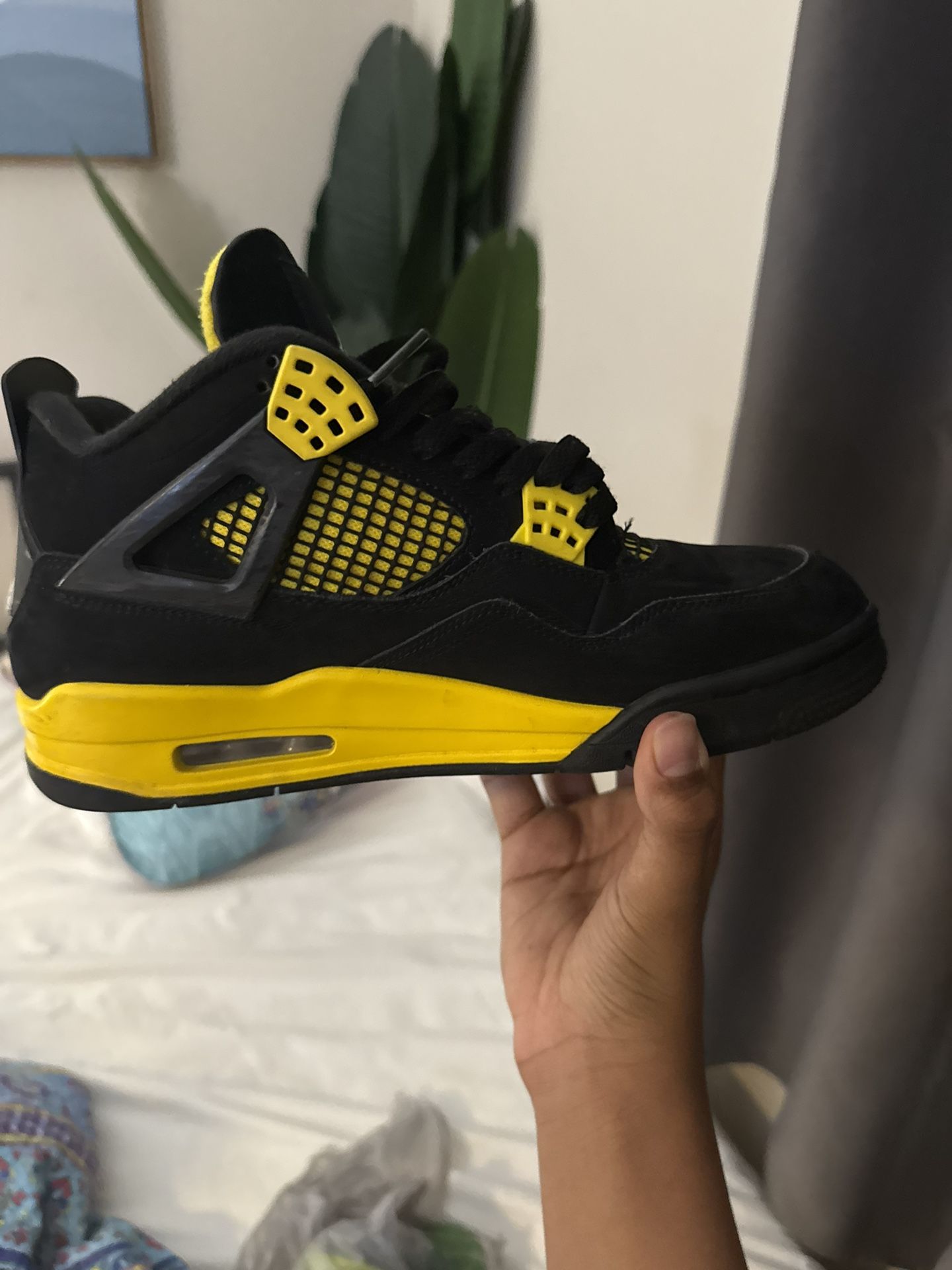 jordan 4 Thunders Trade Or Buy Lmk.