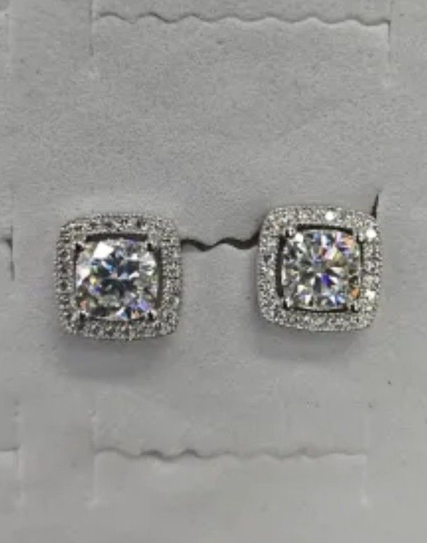 Moissanite Earrings 1.0ct D Color โ Brand New with Authenticity Card, Brilliant Studs๐