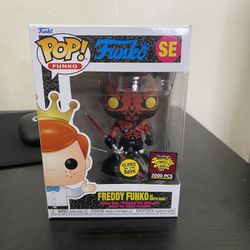 Freddy Funko Fundays 2022 GITD Glow Darth Maul Pop