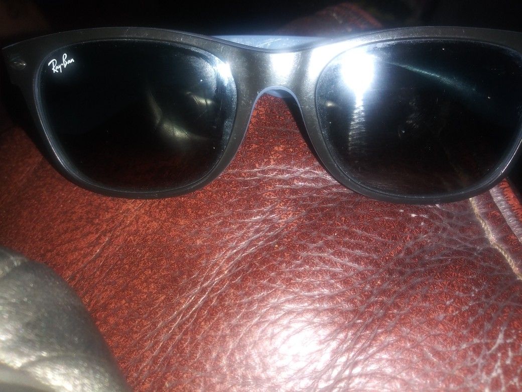 Ray ban sunglasses