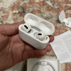 AirPods Pro