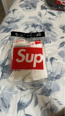 Supreme socks