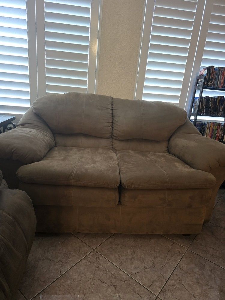Couch very good condition .
