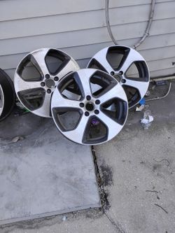 19 Chrome And Black 5 Lug Rims