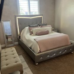 Glam Furniture Set
