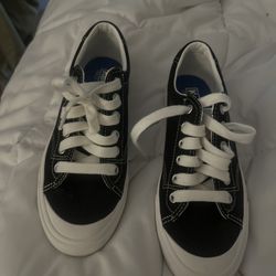 Keds Tennis shoes 
