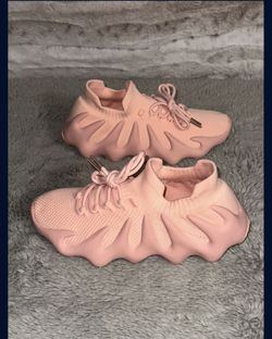 Women’s Shoes Size 8