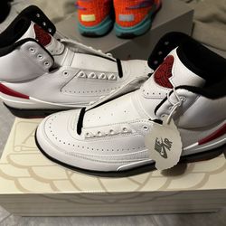 Nike Air Jordan 2 Chicago 2022 Sz 10 