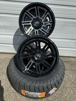 NEW 35" Cosmo GripIt XT Tires on 20" Motiv Offroad Wheels - Full Set