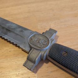WW II  GES GesShultz Dagger Red Cross with Leather Scabbard