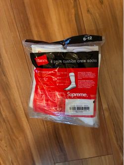 Supreme socks white