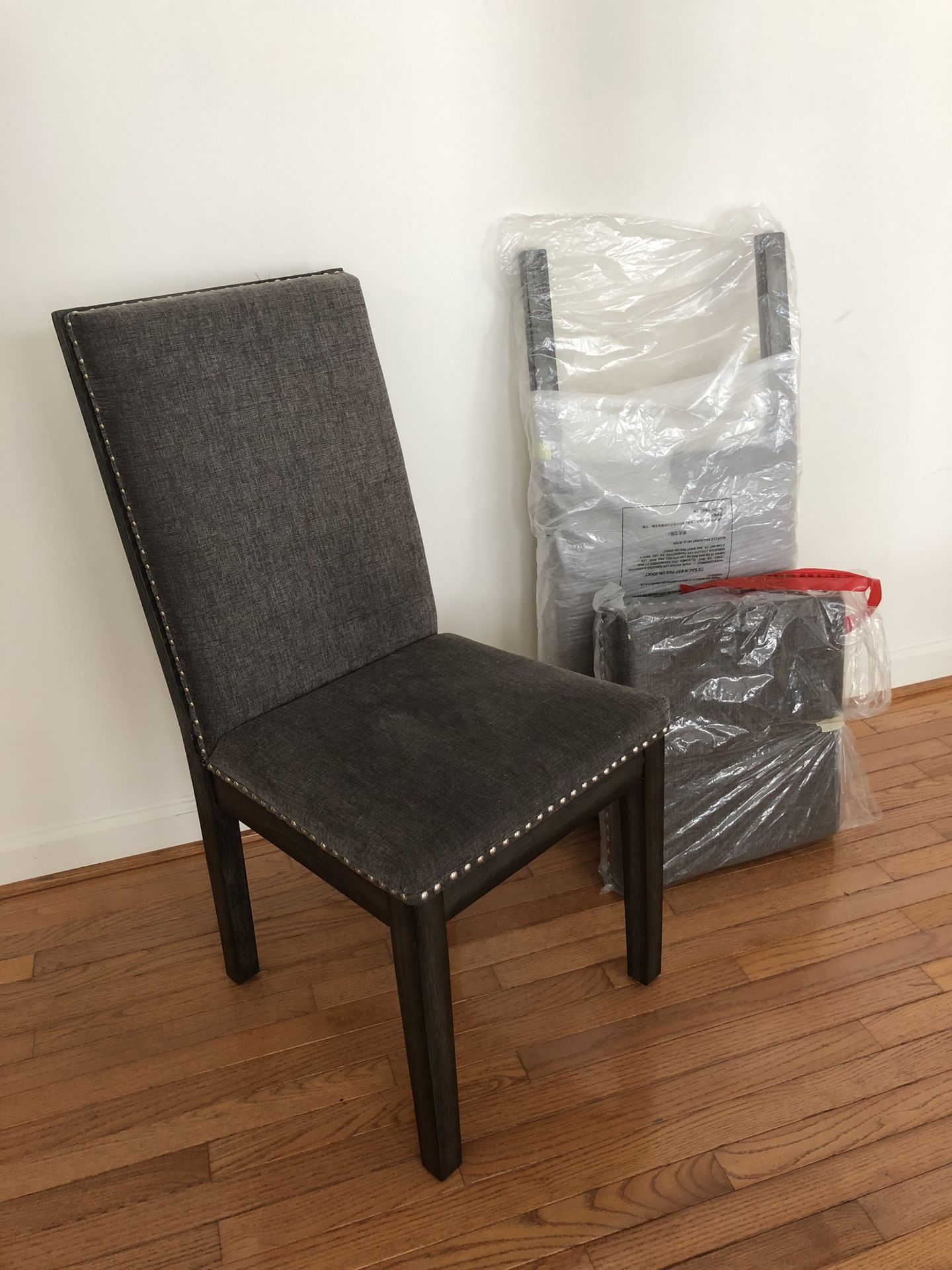 2 accent chairs