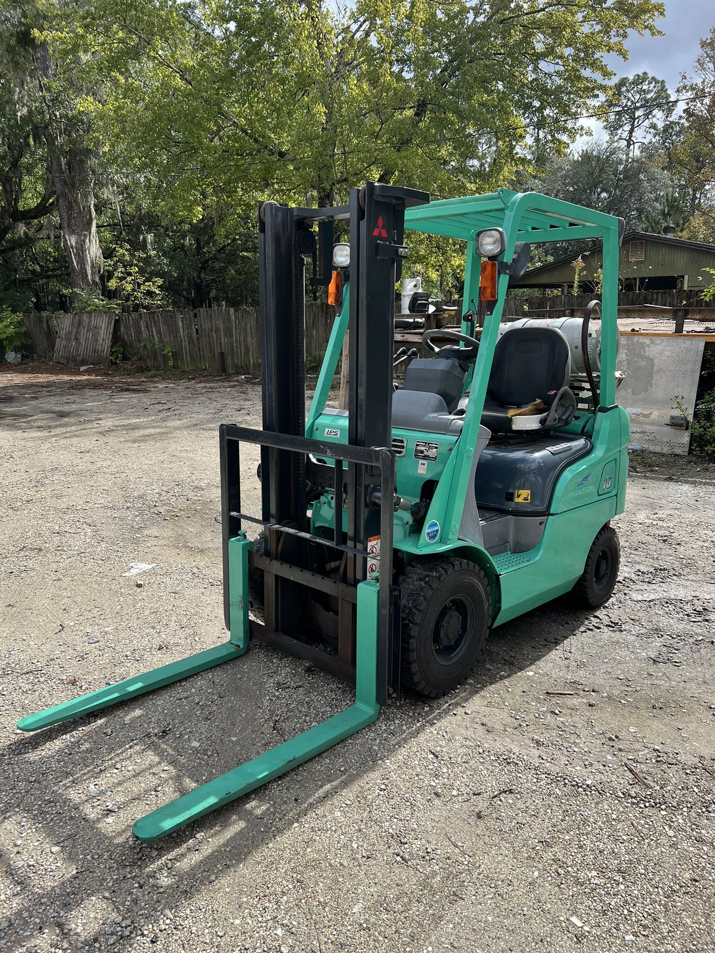 Used Japanese Imported 2017 Mitsubishi 1.5 Ton/4400 LBS Lift Forklift Counterbalance