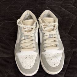 Air Jordan’s Women’s Size 7