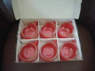 Cups set