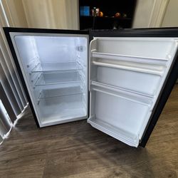Hisense refrigerator