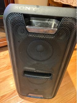 Sony huge party speaker! Lights! Remote! Bass!