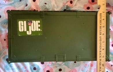 Vintage 1997 GI Joe Green Plastic Footlocker Storage Box w/ Tray &  Weapons Gear Arsenal