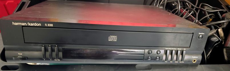 Harmon Kardon 5 disc CD changer