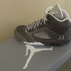 Jordan 5's Wolf greys