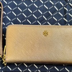 Tory Burch Zip Wallet