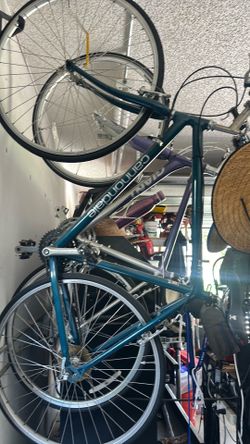 Bikes (Cannonade & Giant)