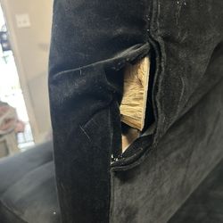 Couch That Turn Into A Bed 