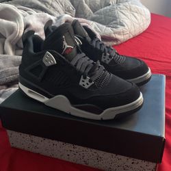 Jordan 4 SE BLACK Size 7