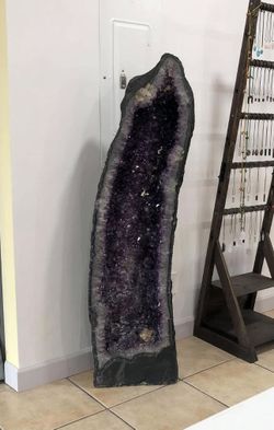 Giant Amethyst Cathedral Geode Almost 5" tall Deep Purple