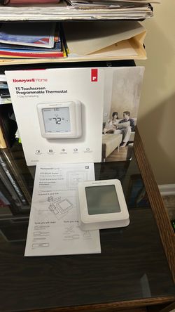 Touchscreen programmable thermostat