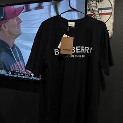 Burberry T-Shirt