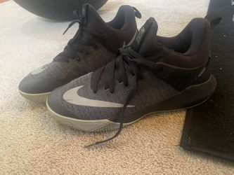 Men’s Size 11 Nike zoom