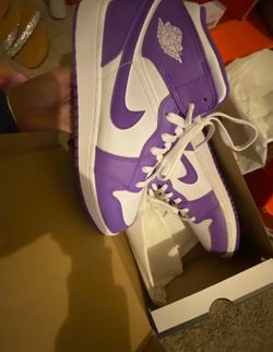 Air Jordan Mid