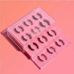 EYELASH ORGANIZER