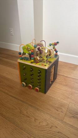 Zany Zoo Kids Play Cube