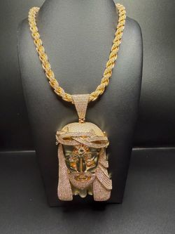 Gold plated moissanite chain and pendant