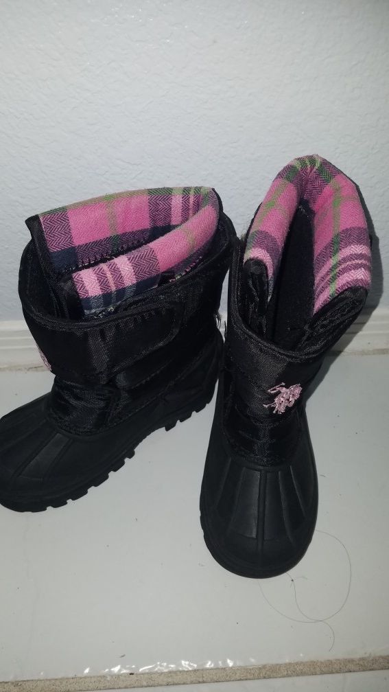 Snow boots girl toddler size 9