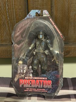 NECA Predator Water Emergence Predator Figure 25th Anniversary 2013