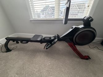 Barely Used ProForm 750R Rowing Machine – Excellent Condition